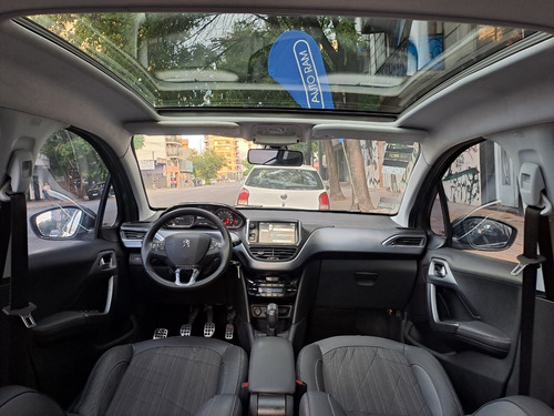 Imagen 14 de 21 de Peugeot 208 Feline 1.6 Pack Cuir 2015 Permuto Financio
