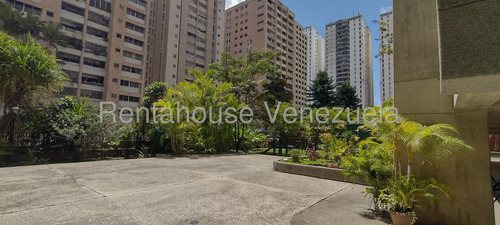 Apartamento Con Gran Potencial Para Remodelar!! 25-24271