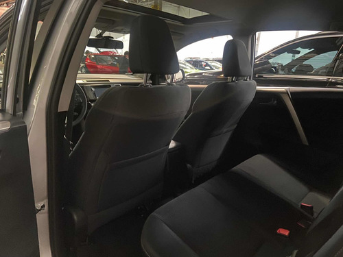 Imagen 8 de 12 de Toyota Rav4 Xle Xle