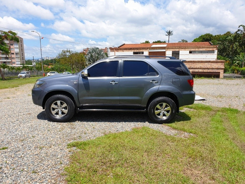 Toyota Fortuner 2009 3.0 Sr5