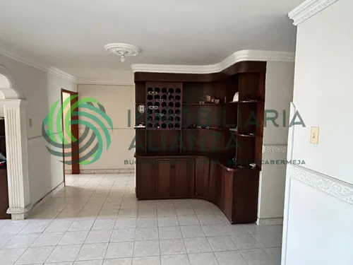 Apartamento En Venta En Sotomayor. Cod V61555
