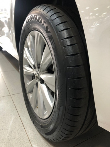 Imagem 10 de 10 de Volkswagen Virtus Comfortline 200 Tsi - Total Flex