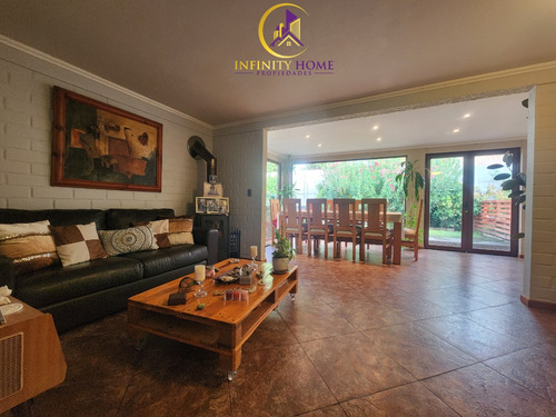 Espectacular Casa En Alto El Manzano Til-til.