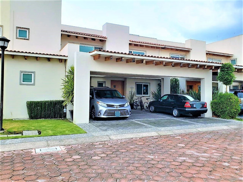 Imagen 2 de 14 de Metepec, Preciosa Residencia En Fraccionamiento Con Amenidad