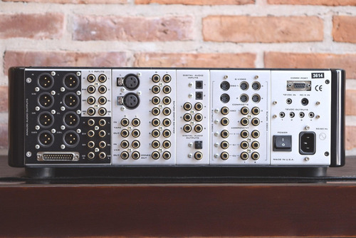 Imagen 5 de 9 de Krell Hts 7.1 Preamplificador Con Dac Stereo + 7.1