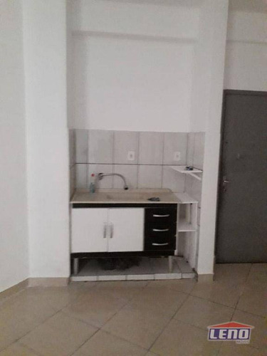Imagem 16 de 18 de Kitnet Com 1 Dormitório Para Alugar, 30 M² Por R$ 800,00/mês - Centro - São Paulo/sp - Kn0004