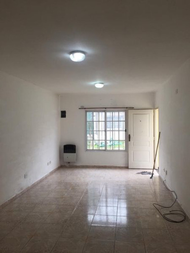 Imagen 4 de 11 de Casa En Venta En José C Paz