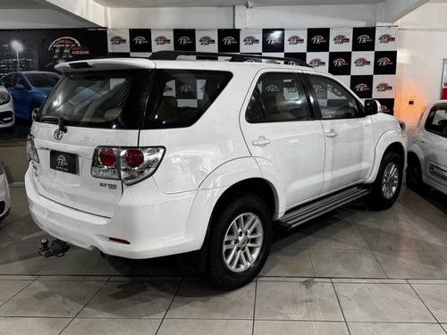 Toyota Hilux SW4 2.7 SR 4X2 16V FLEX 4P AUTOMÁTICO