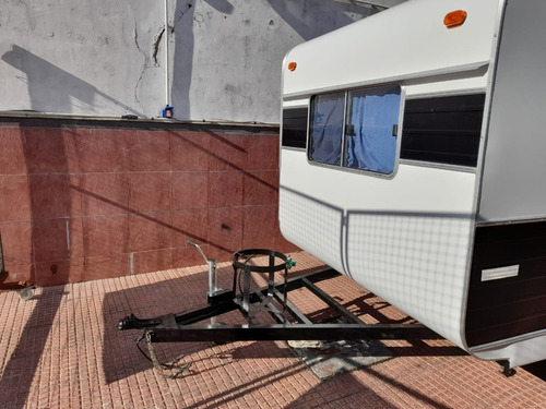 Imagen 3 de 21 de Casa Rodante Modelo 400 Lomas Camping