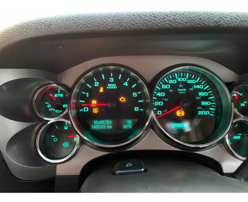 Imagen 7 de 9 de Chevrolet Silverado 4x4