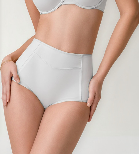 Panty Completa Con Refuerzo Control Medio Berlei 7345 Mujer