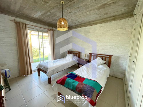 Imagen 14 de 22 de Casa En Venta En Punta Ballena, Zona De Las Grutas A Solo Dos Cuadras Del Mar !