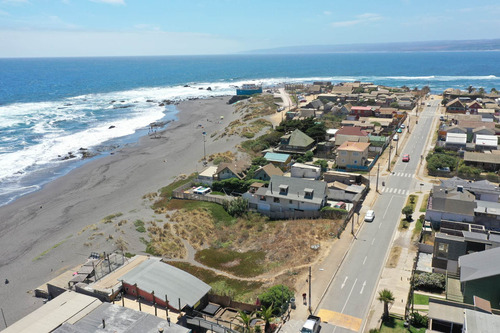 Excepcional Lote Comercial Primera Linea Costanera