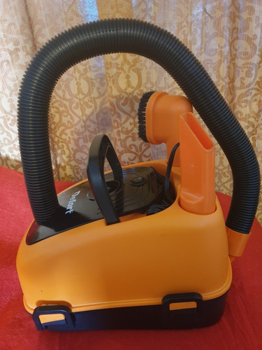 Imagen 2 de 10 de Aspiradora Para Auto Defort Dvc ..150w..12volt..