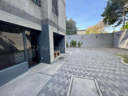 Imagen 22 de 30 de Apartamento En Venta Este Barquisimeto, Cerca De Avenida Abogados, Amplio Patio, Info. 0424-5325471, Codigo 22-22704 Mf