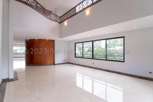 Vendo Apartamento Penthouse Varios Niveles Altamira Yf