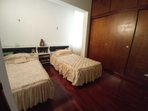 Imagen 17 de 26 de Venta Casa 200 M2 5h/4b/ 2p Alto Prado