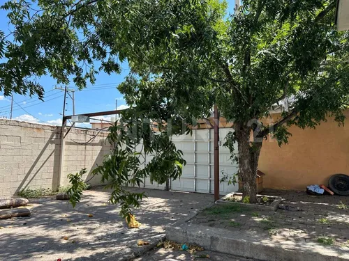 Casa Venta, Un Piso En Esquina, Col. Mirador, Chihuahua