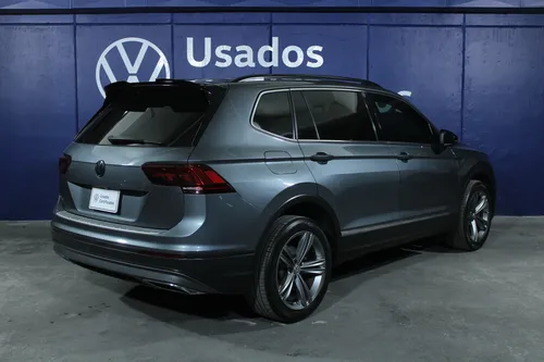 Volkswagen Tiguan 1.4 Comfortline Plus At 7 pasajeros