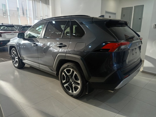 Toyota RAV4 2.5 Adventure 4wd At