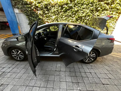 Nissan Versa 1.6 Advance At