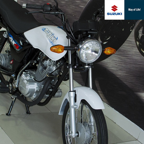 Suzuki Ax4