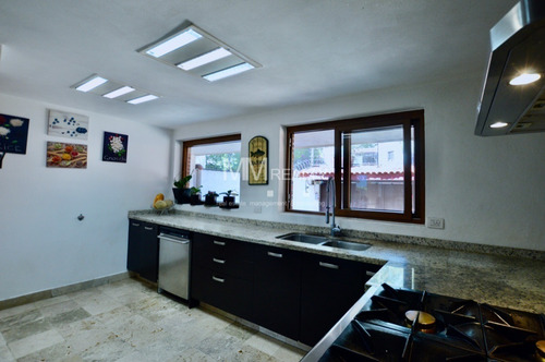 Imagen 7 de 30 de San Jerónimo Lídice - Casa Con Alberca En Venta / House Wit