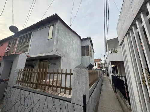 Casa En Venta En Villa Del Prado. Cod V8014562