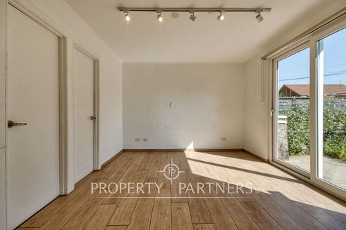 Linda Casa Remodelada En Vitacura