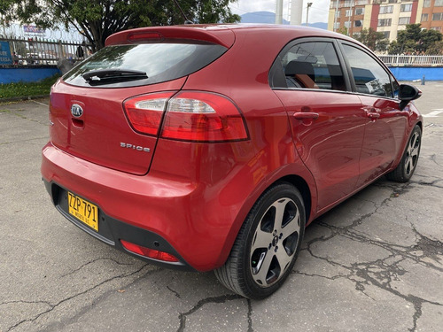 Imagen 7 de 20 de Kia Rio Spice Ub Ex 2015