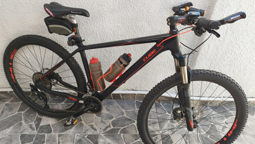 Bicicleta Mtb ,27.5 Igual A Nuevo ,cuadro De Carbono. Negro 18 " (Usado)