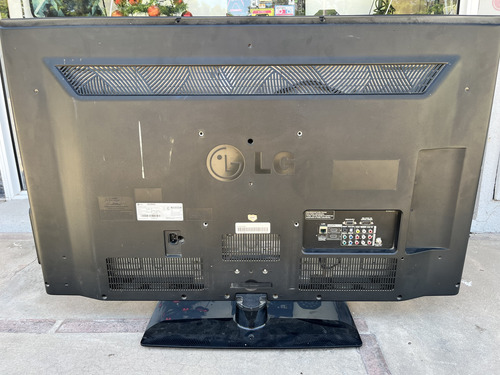 Tv Lcd Lg 42 No Enciende!!! Para Reparar!!!