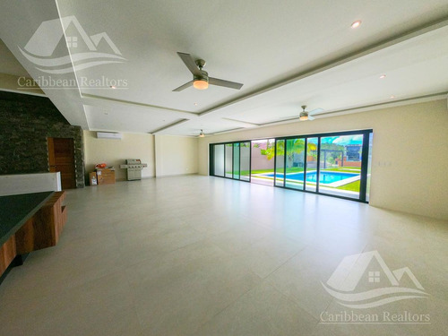 Imagen 6 de 30 de Casa En Venta En Lagos Del Sol Cancun Ibo6001