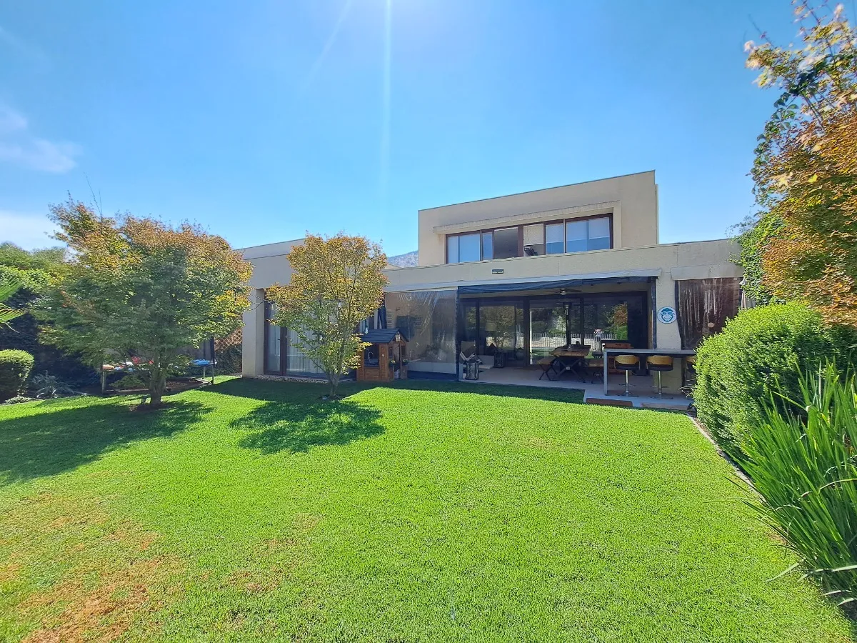 Imagen 2 de 20 de Arriendo Casa Mediterranea (arrienda Dueño, Sin Corredores)