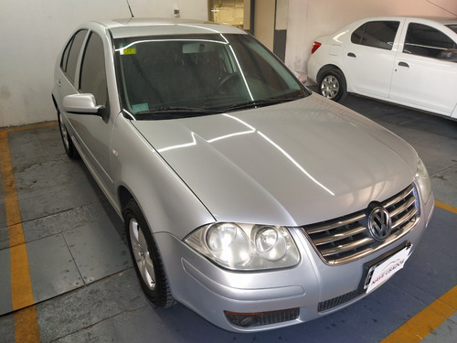 Volkswagen Bora 2.0 Trendline 2008 Hfx
