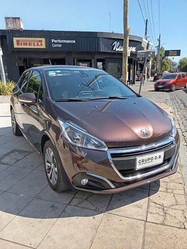 Peugeot 208 1.6 Feline Tiptronic