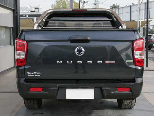 SsangYong Musso Grand LX 2.2TD 6MT 2WD