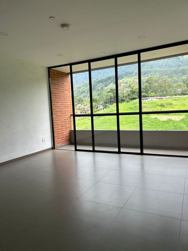 Epic - Apartamento En Venta En Loma Del Escobero, Envigado. A Pocos Metros Del Centro Comercial City Plaza