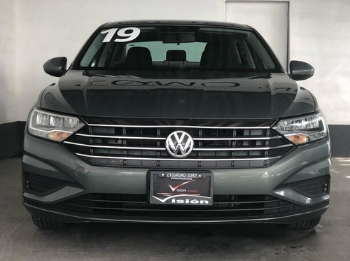 Imagen 3 de 14 de Volkswagen Jetta Comfortline 2019