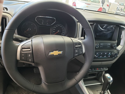 Imagen 9 de 16 de Chevrolet S10 Cd Ltz 4x4 At. Gl