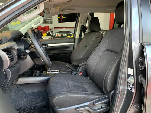Imagem 11 de 14 de Toyota Hilux Sr 4x4 Turbo Diesel 2019 (ipva Pago)