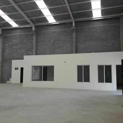 Imagen 3 de 7 de Bodega En Parque Industrial En Renta O Venta