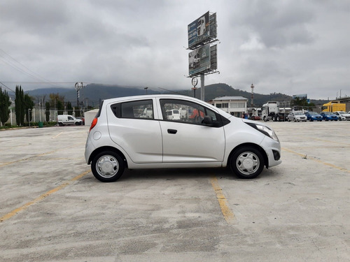 Imagen 8 de 11 de Chevrolet Spark 2017 1.2 Ls Classic Mt