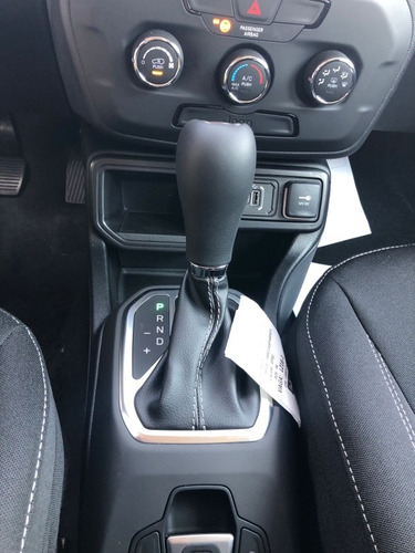 Imagen 7 de 15 de Jeep Renegade 2022 1.8 At6 Sport Jf