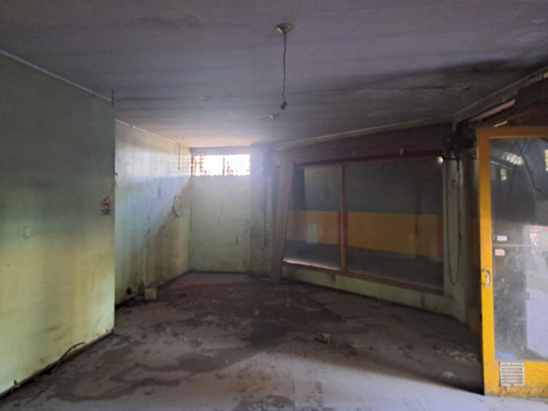 Venta Galpón + Local + Depósito