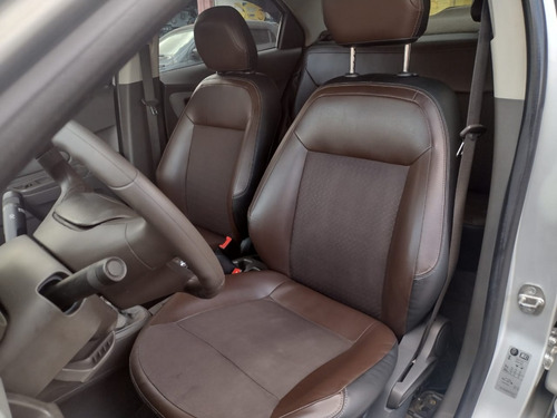Imagem 7 de 9 de Chevrolet Cobalt 1,4 Gnv
