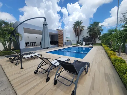 Casa Renta Cancún Privada Altus I