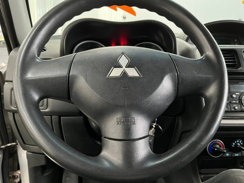 Imagem 21 de 21 de Mitsubishi Pajero Tr4 4x4 2.0 Flex Aut. 2011