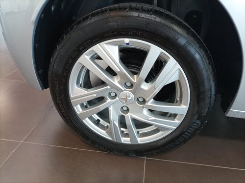 Imagen 8 de 16 de Peugeot 208 1.6l Active Tiptronic - Avec Peugeot