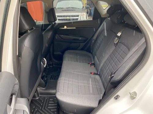 Kia Sonet 1.5 Vibrant Mt